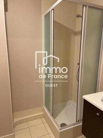 T2 MEUBLÉ place Ney