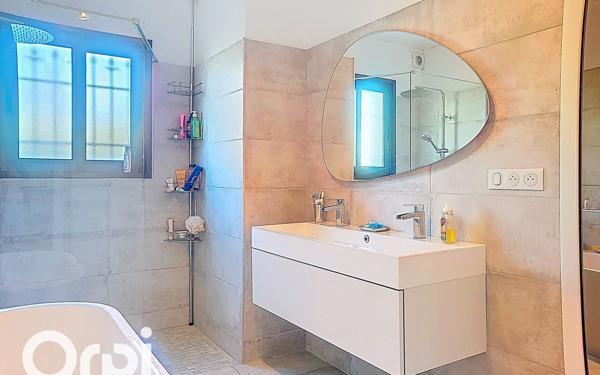 Maison à vendre    5 pièces •  La Colle-sur-Loup