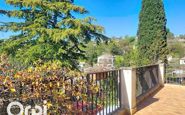 Maison à vendre    5 pièces •  La Colle-sur-Loup