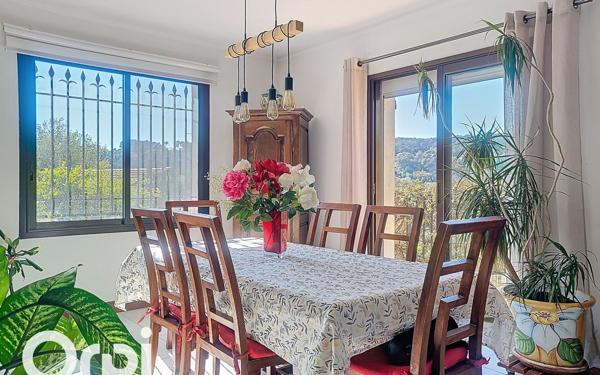 Maison à vendre    5 pièces •  La Colle-sur-Loup