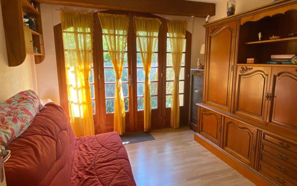 Maison à vendre    5 pièces •  Vielle-Saint-Girons