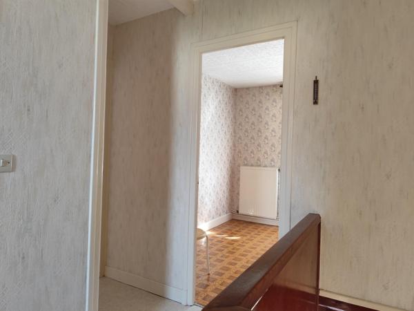 Maison à NOYON, 60400 - 5 pièces 91m²