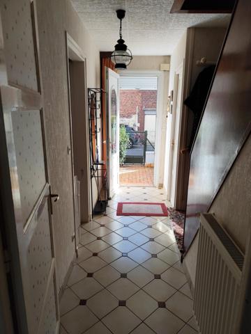 Maison à NOYON, 60400 - 5 pièces 91m²