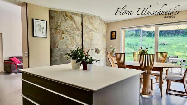 ATELIER, STOCKAGE, BUREAU à vendre MAGNIEU (01) avec logement de fonction + terrain proche de BELLEY à env. 1H30 de Lyon et de Genève