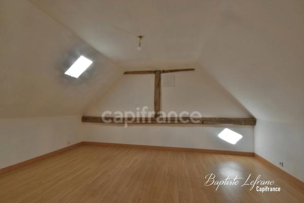 Maison de bourg 109 m² - 4 chambres - Jardin et atelier - CHEVIRÉ LE ROUGE