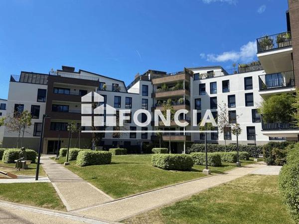 Location Appartement 2 pièces 42.57 m² - CHEMIN DE LA COTE SAINTE CATHERINE Le Plessis Robinson 92350