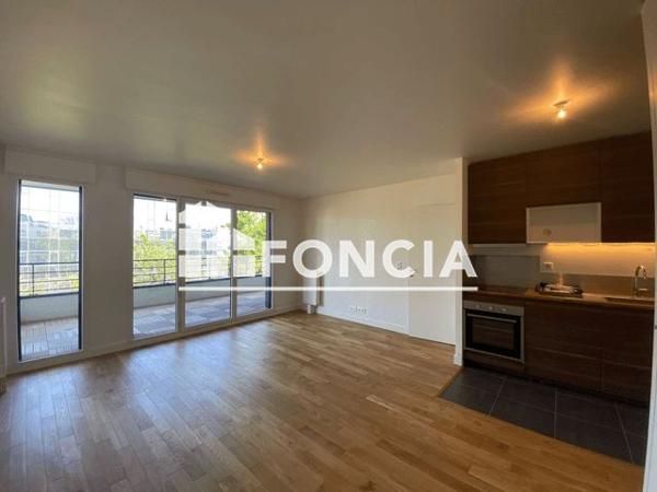 Location Appartement 2 pièces 42.57 m² - CHEMIN DE LA COTE SAINTE CATHERINE Le Plessis Robinson 92350