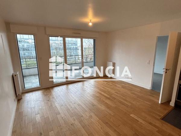 Location Appartement 2 pièces 42.57 m² - CHEMIN DE LA COTE SAINTE CATHERINE Le Plessis Robinson 92350