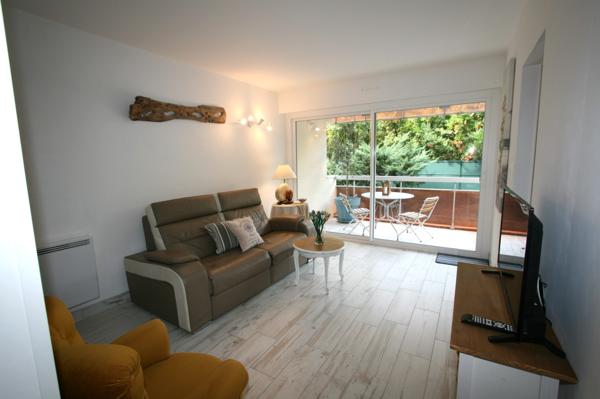 Appartement très bon état, plage et centre ville à pied