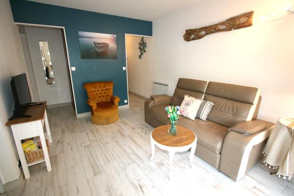 Appartement très bon état, plage et centre ville à pied