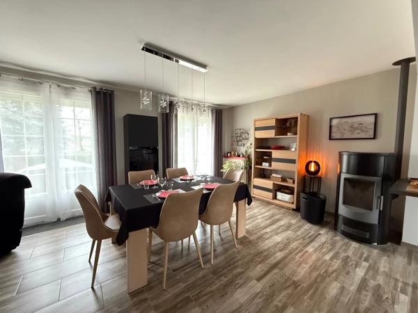 Vente                                                      Maison
                        
                     6 pièces                      142 m2                     à Coulaines