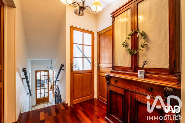 Maison à vendre 10 pièces 232 m² Bornel