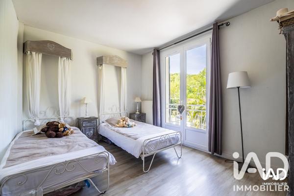 Maison à vendre 10 pièces 232 m² Bornel