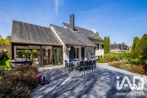 Maison à vendre 10 pièces 232 m² Bornel
