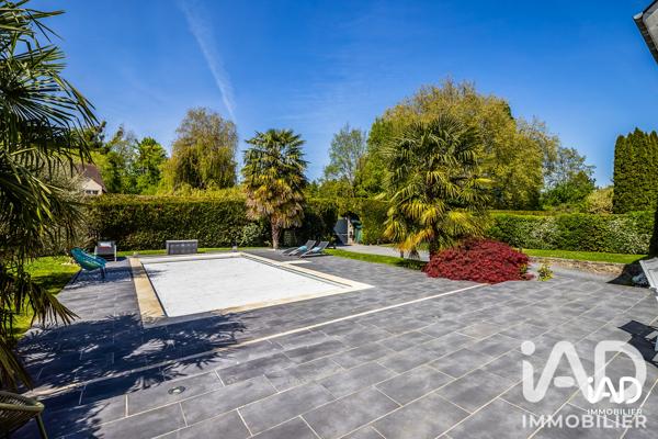 Maison à vendre 10 pièces 232 m² Bornel
