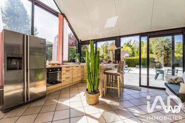 Maison à vendre 10 pièces 232 m² Bornel