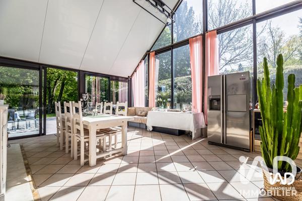 Maison à vendre 10 pièces 232 m² Bornel