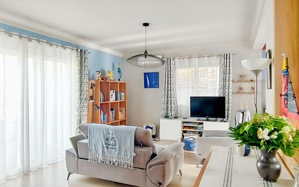 Maison à vendre    5 pièces •  Caussade