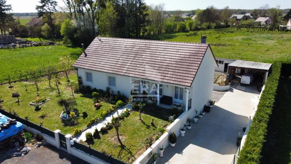 Maison Le Deschaux 5 pièce(s) + sous-sol entièrement aménagé + dépendances...