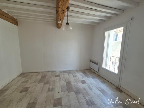 Maison de village avec garage