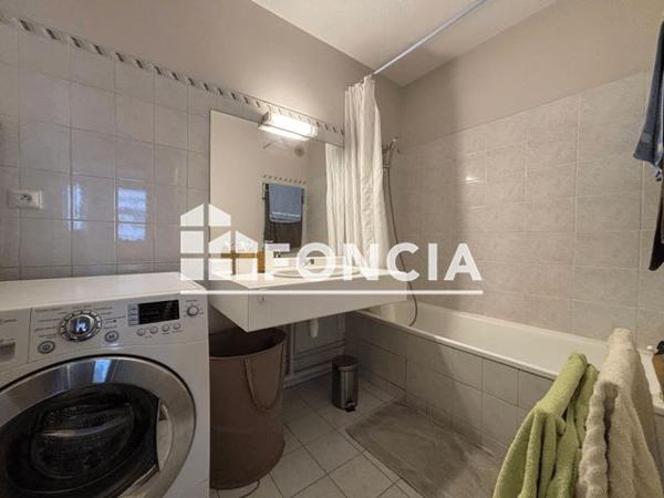 Location Appartement 2 pièces 47.81 m² - 21 RUE DE LA BANNIERE Lyon 69003