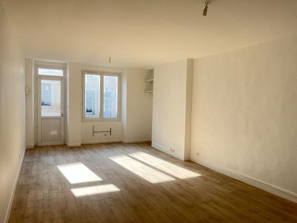 Appartement Vatan 2 pièces 42.1 m2 non meublé