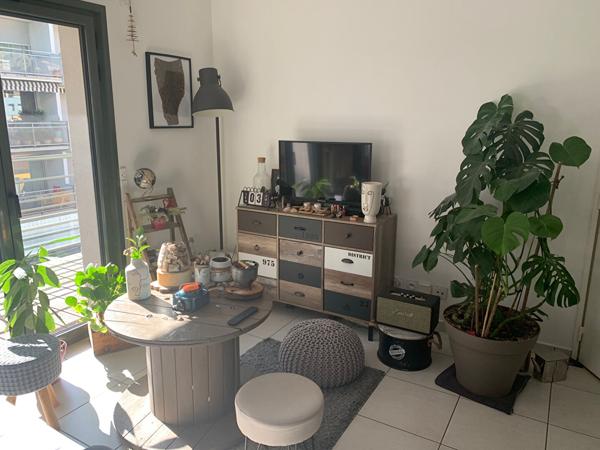 Appartement Saint-Etienne T2 + garage+ balcon