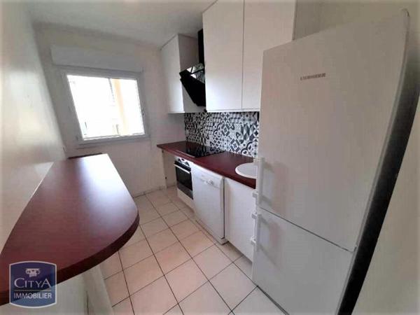 Appartement à louer 2 pièces 49.06m²