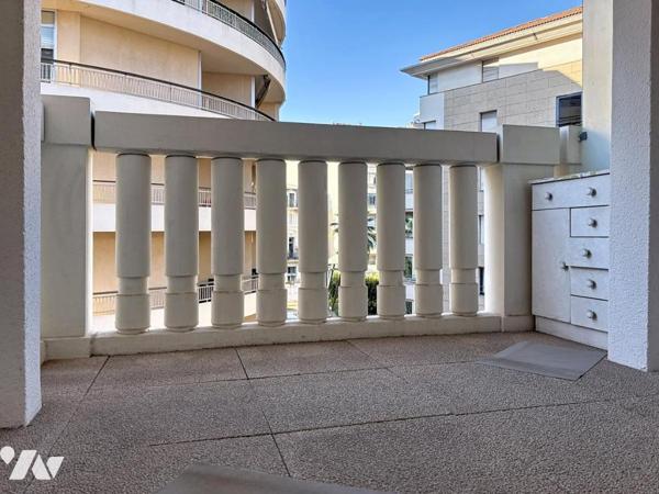 STUDIO DANS RESIDENCE DE SERVICE SENIOR LES HESPERIDES CANNES