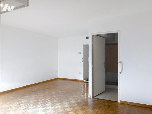 STUDIO DANS RESIDENCE DE SERVICE SENIOR LES HESPERIDES CANNES