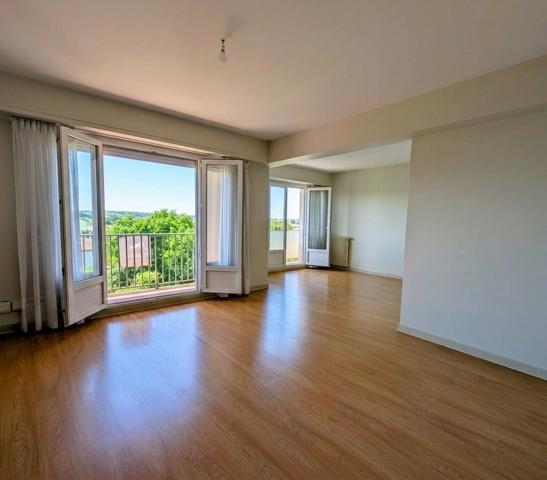 T2 spacieux (ancien T3) de 71,53 m² – Vue panoramique et luminosité exceptionnelle !