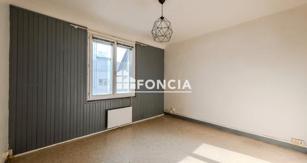 À vendre Studio 32.79 m² - Brest 29200