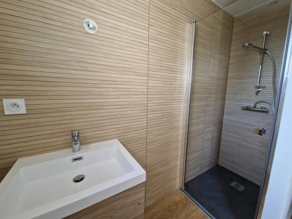 Maison entièrement rénovée 5 pièces CHATEAUDUN (28)