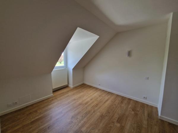 Maison entièrement rénovée 5 pièces CHATEAUDUN (28)