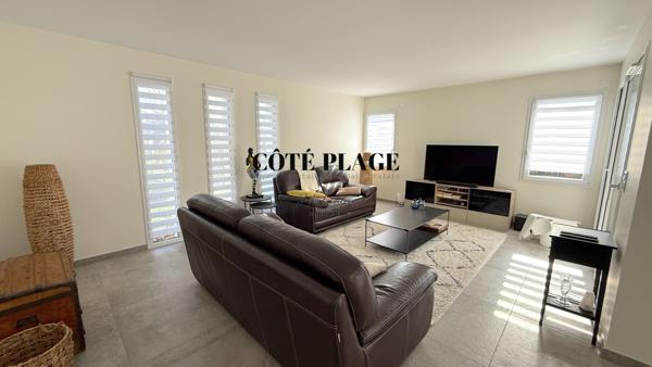 Vaux-sur-Mer (17640) 800 M CENTRE VILLE VAUX SUR MER - MAISON RECENTE 3 CHAMBRES PISCINE AU PRIX DE 710600 € FAI