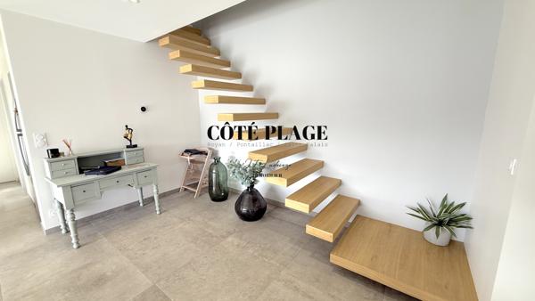 Vaux-sur-Mer (17640) 800 M CENTRE VILLE VAUX SUR MER - MAISON RECENTE 3 CHAMBRES PISCINE AU PRIX DE 710600 € FAI