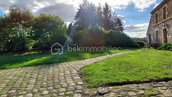 Maison en pierre de 187 m²