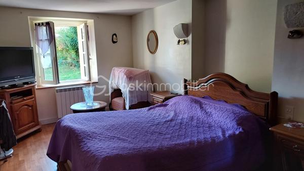 Maison en pierre de 187 m²