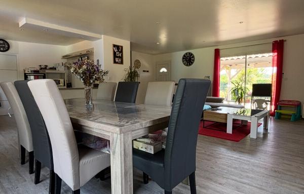 Maison familiale de 118 m2 sur une parcelle de plus de 1700 m2   Belin-Béliet