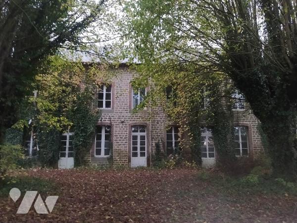 A Vendre sur Saint-Paul une maison de Maitre