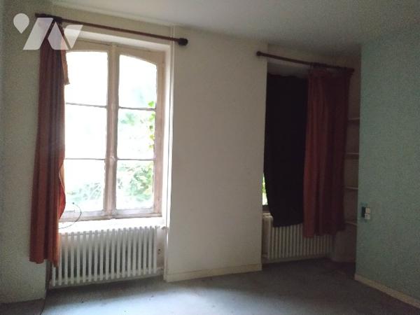 A Vendre sur Saint-Paul une maison de Maitre