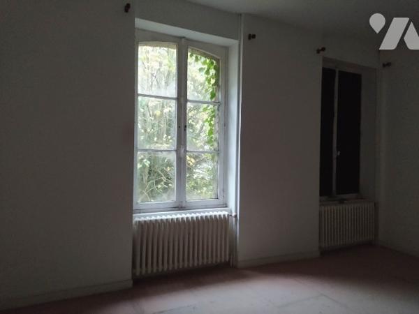 A Vendre sur Saint-Paul une maison de Maitre