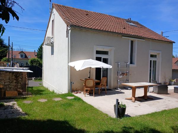 MAISON - 3 ETAGES - F4- 100M²