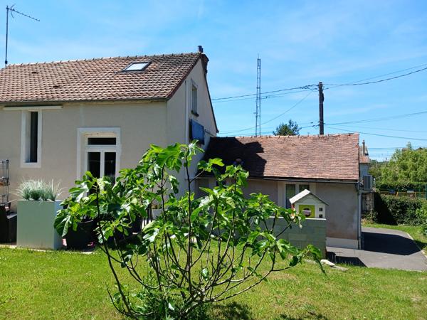 MAISON - 3 ETAGES - F4- 100M²
