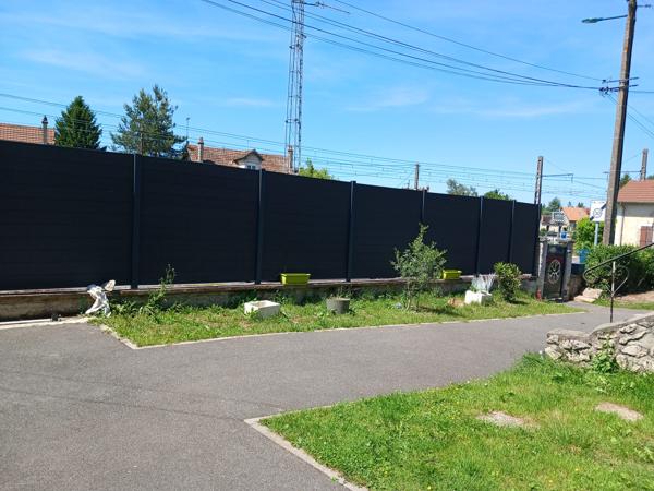 MAISON - 3 ETAGES - F4- 100M²