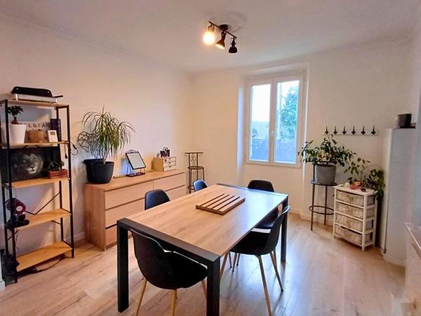 MAISON - 3 ETAGES - F4- 100M²