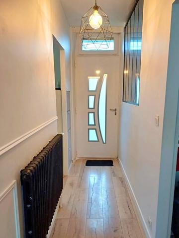 MAISON - 3 ETAGES - F4- 100M²