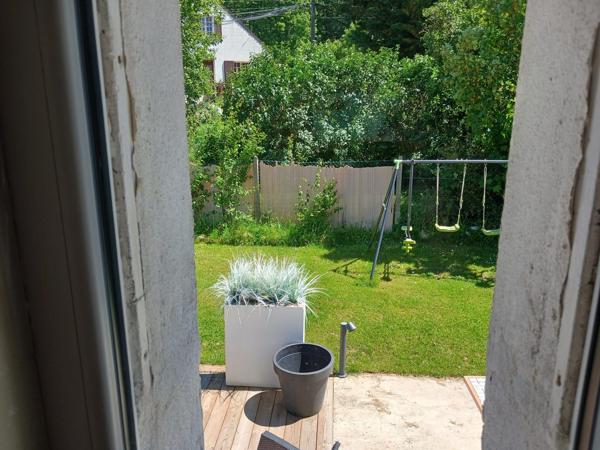 MAISON - 3 ETAGES - F4- 100M²