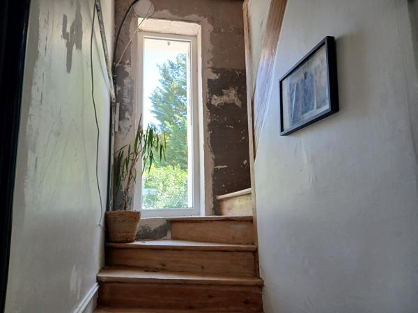 MAISON - 3 ETAGES - F4- 100M²