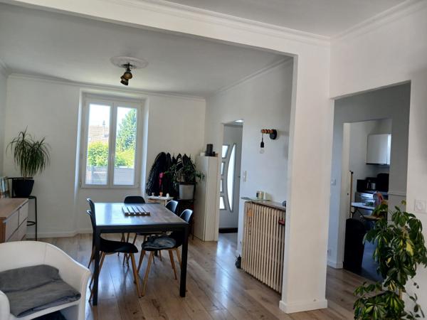 MAISON - 3 ETAGES - F4- 100M²